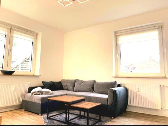 City Apartment Duisburg 2#Netflix &Wlan &Kingsize Bett & Kaffee Maschine & Central & 500M Innenhafen & 2 Min U Bahn Ngoại thất bức ảnh