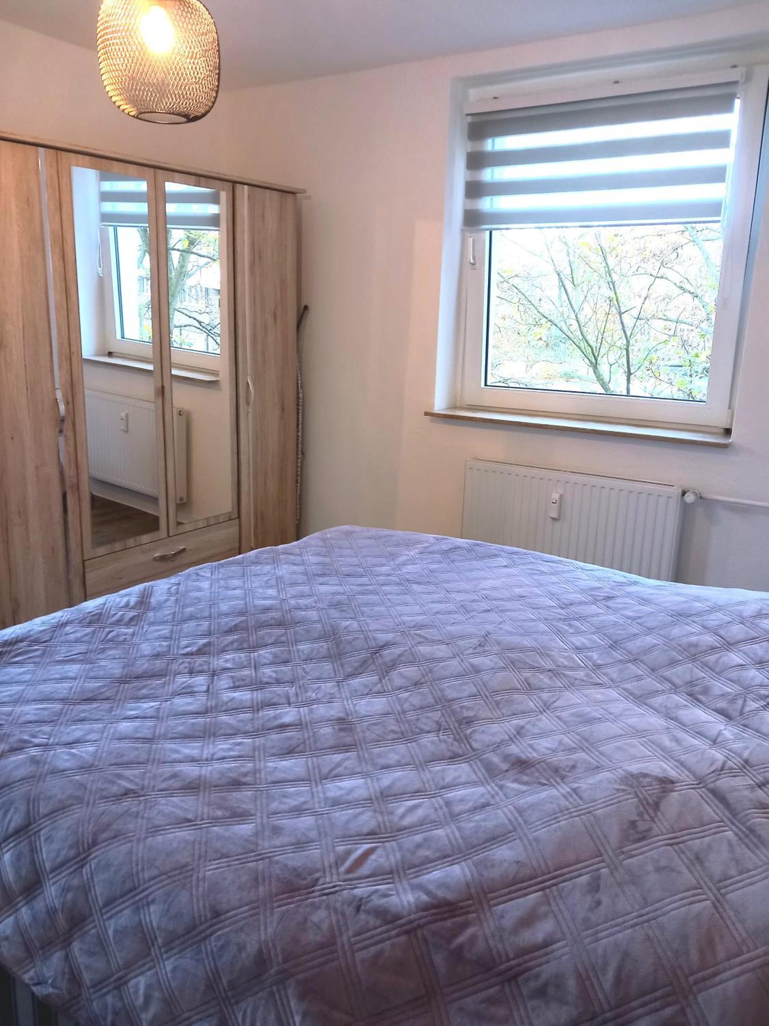 City Apartment Duisburg 2#Netflix &Wlan &Kingsize Bett & Kaffee Maschine & Central & 500M Innenhafen & 2 Min U Bahn Ngoại thất bức ảnh